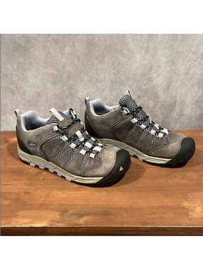 KEEN Voyageur Gray Suede Leather Low-Cut Hiking Shoes size 8.5